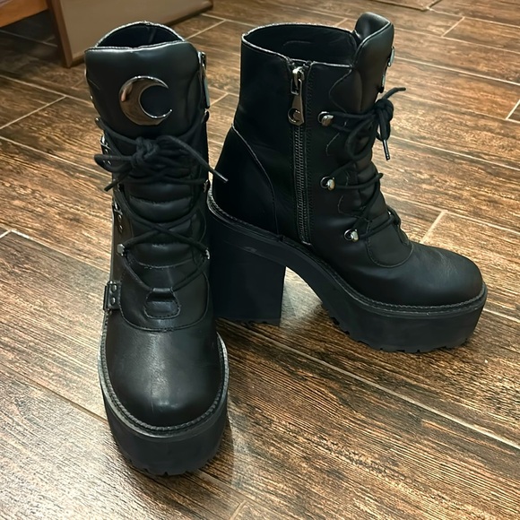 Killstar Boots - Picture 1 of 11